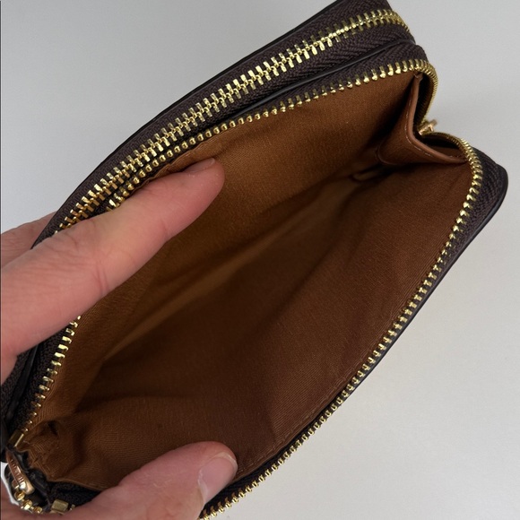 Sold - Picture 10 of 11